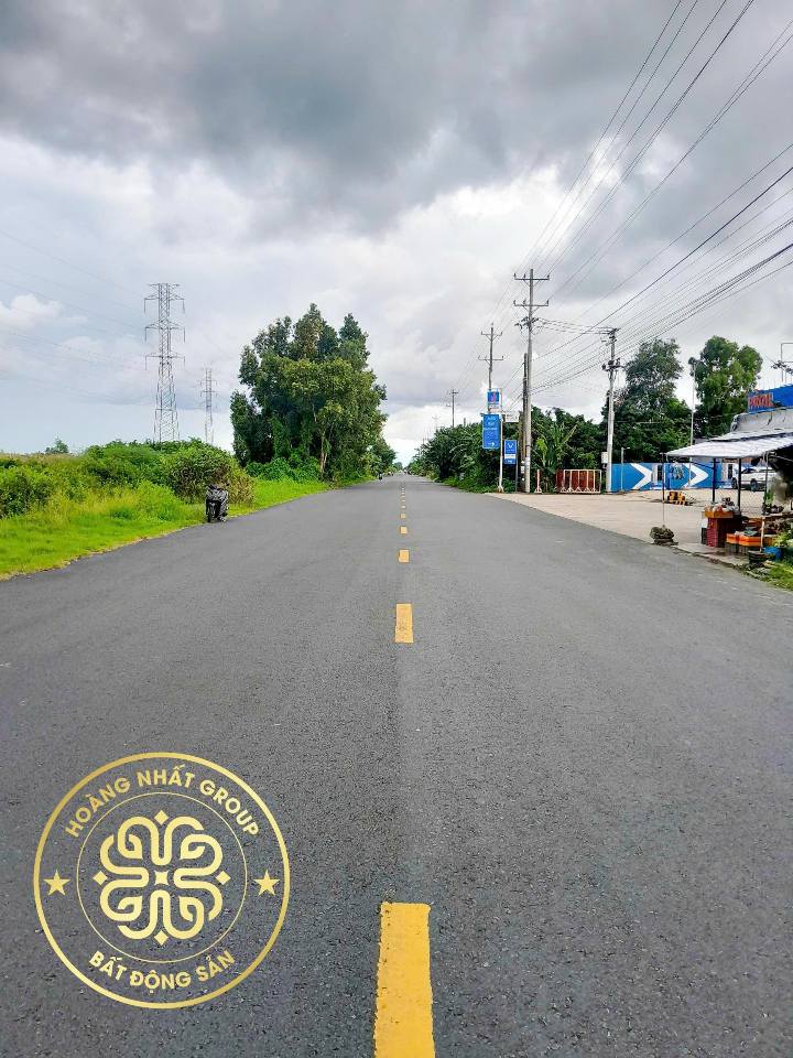 Đất nền mặt tiền Võ Văn Kiệt 3240m² giá tốt - Đầu tư sinh lời ngay!