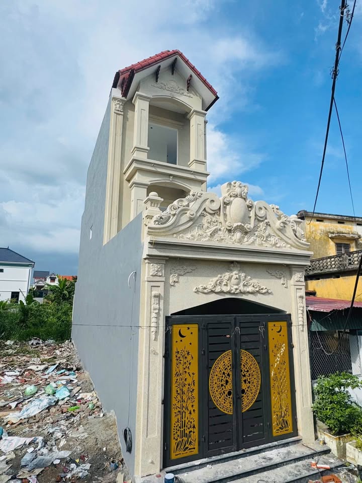 Nhà 3 tầng tân cổ điển tại Lê Thiện, An Dương 61m² giá 2.65 tỷ - Sổ đỏ chính chủ!