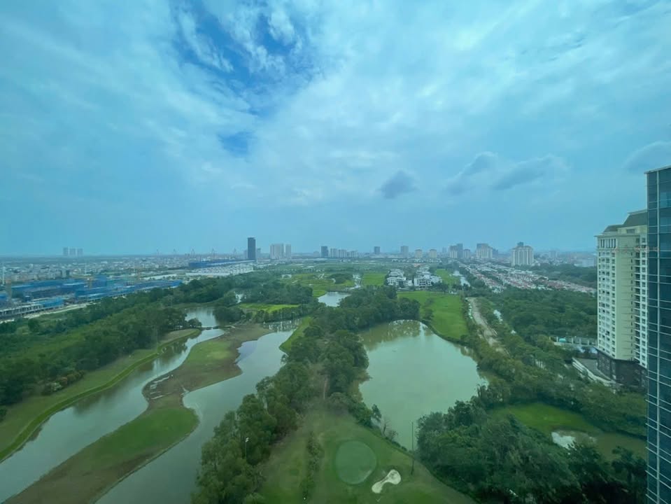 Căn hộ góc L2 Ciputra, Hà Nội 267m² giá 28 tỷ - View sân Golf tuyệt đẹp!
