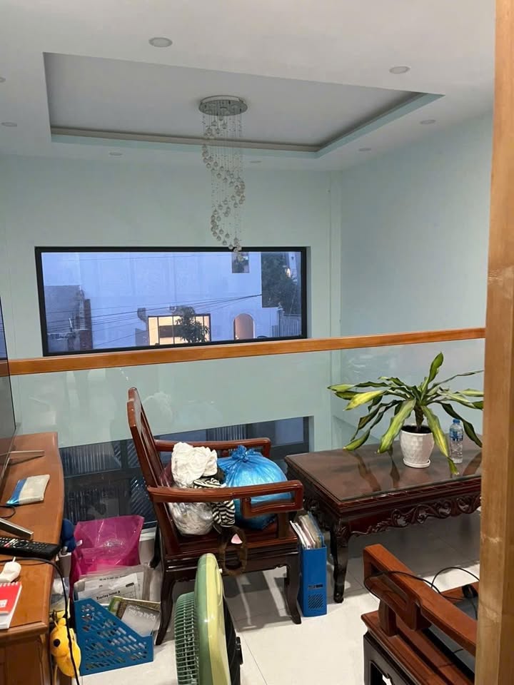 Nhà 4 tầng Diamondtown 185m² giá chỉ 7 tỷ - Cơ hội đầu tư hiếm có!