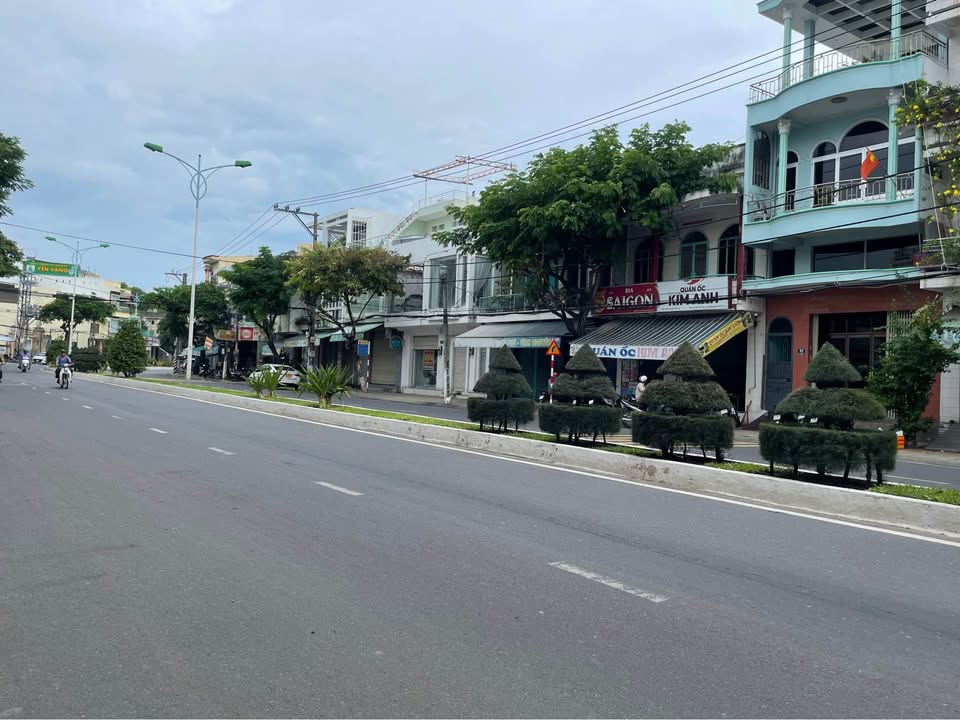 Nhà cấp 4 mặt tiền Trần Phú, Vĩnh Nguyên, Nha Trang 138m² giá 24 tỷ - Tiềm năng đầu tư lớn!