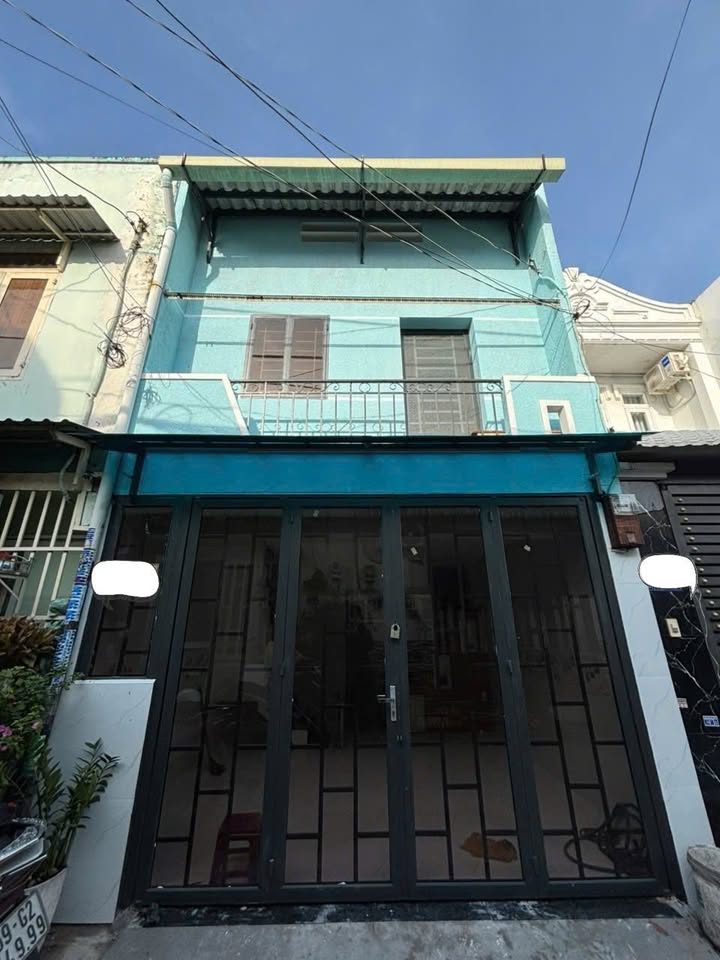 Nhà cho thuê Tân Thới Hiệp Q12 - 18m² giá 4 triệu - Nhà mới sạch sẽ, hẻm xe hơi