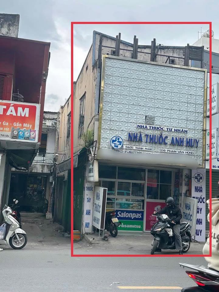 Nhà mặt tiền Cách Mạng Tháng Tám, Quận 10, 36m² - Cho thuê giá thương lượng!