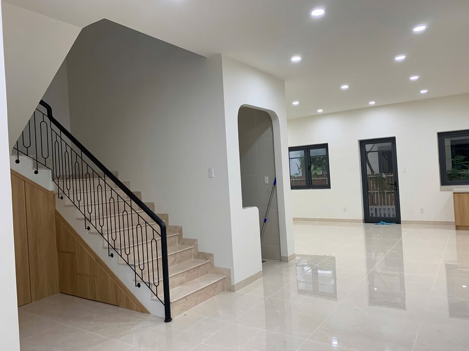 Biệt thự cho thuê tại An Phú Đông, Q12 - Diện tích 200m², giá 30 triệu/tháng - Khu vực an ninh, phù hợp kinh doanh!