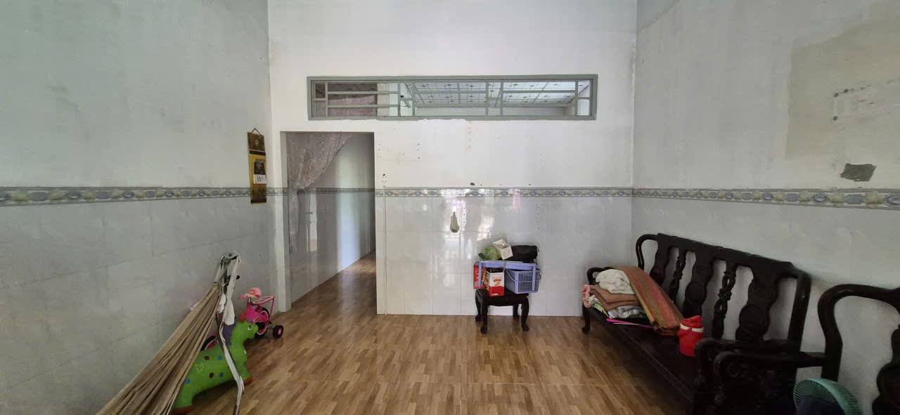 Nhà cấp 4 Long Hòa 150m² giá 900 triệu - Gần trung tâm Cần Thơ!