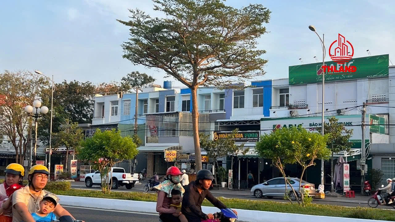 Shophouse Phan Thị Ràng Rạch Giá 125m² giá 6 tỷ - Khu kinh doanh sầm uất!