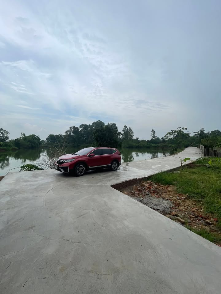 Đất nền Tiên Dược, Sóc Sơn 100m² giá 3 tỷ - Đường thông, view hồ thoáng mát!