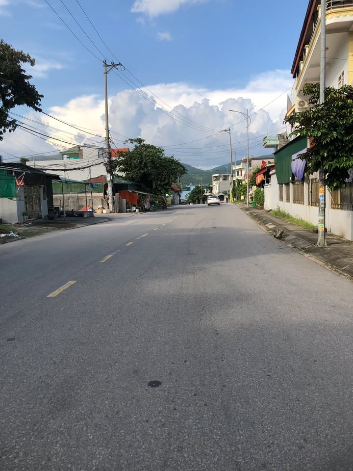 Đất nền Bãi Dài, Quảng Yên 100m² giá 1.3 tỷ - Vị trí đắc địa, không ngập lụt!