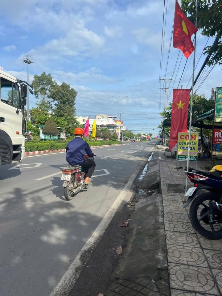 Đất nền mặt tiền Quốc lộ 80, xã Hòa Thành, 1212m² - Cơ hội đầu tư sinh lời!