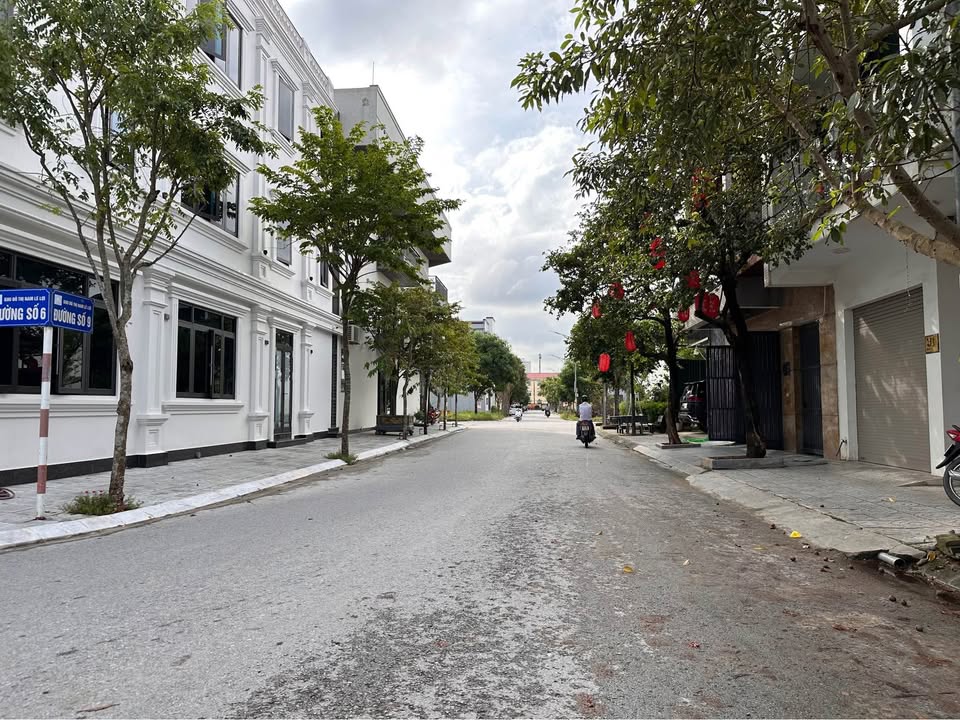 Đất nền Khu đô thị Nam Lê Lợi Vinh 80m² giá 2.7 tỷ - Vị trí trung tâm đắc địa!