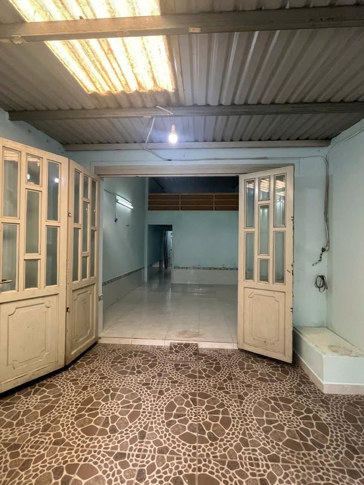 Nhà cho thuê Liên khu 4-5 Bình Tân 72m² giá 5.5 triệu - Không thể bỏ lỡ!