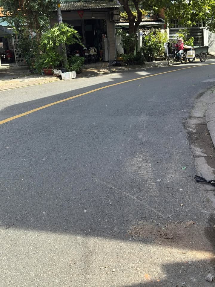 Nhà cho thuê mặt tiền Đàm Thận Huy, quận Tân Phú, 58m² - Vị trí đắc địa thuận tiện kinh doanh!