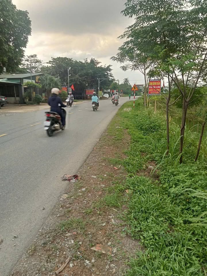 Đất nền mặt Quốc lộ 12B, xã Phú Lai, 168m² giá 1.9 tỷ - Cơ hội đầu tư hấp dẫn!