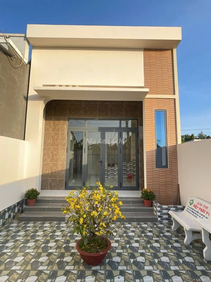 Nhà cấp 4 hai mặt tiền Trà Vinh 112m² giá 1.6 tỷ - Chính chủ, mới 100%!