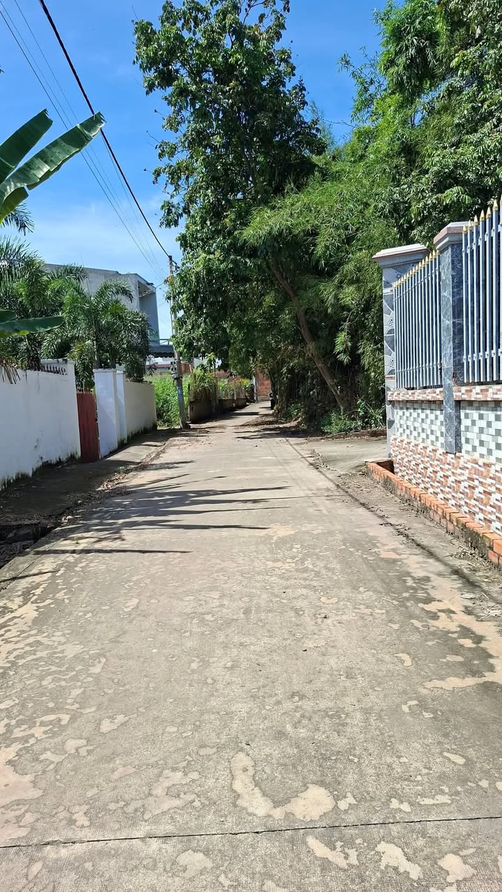 Đất thổ cư Định Hòa, Bến Cát 97m² giá 1.7 tỷ - Sổ đỏ chính chủ, đầu tư sinh lời!