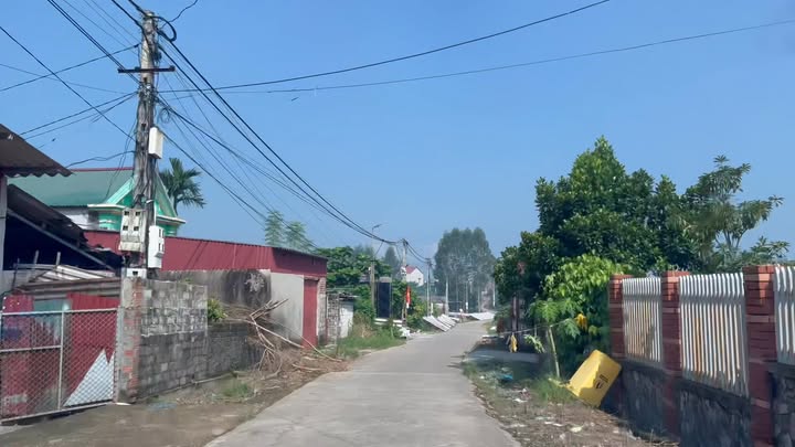 Đất nền Lục Ngạn Bắc Giang 300m² giá 900 triệu - Tiềm năng phát triển lớn!