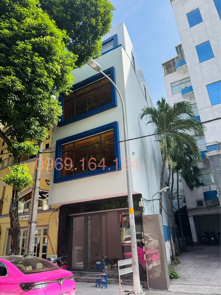 Cho thuê mặt bằng 178C Hai Bà Trưng, Quận 1 - Diện tích 240m², vị trí đắc địa!