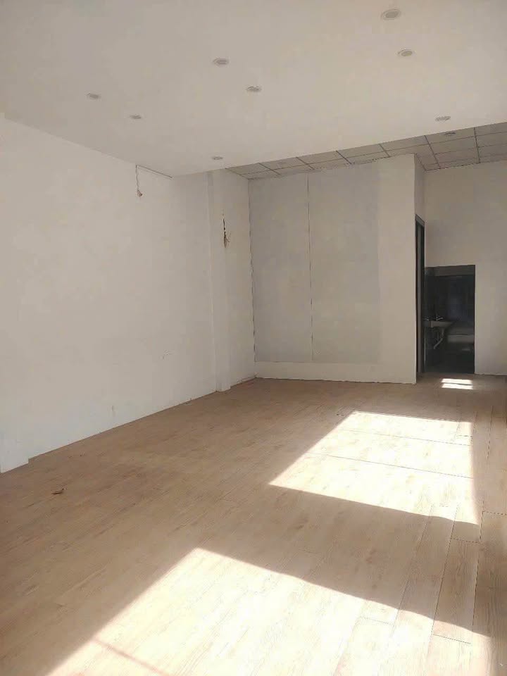 Cho thuê nhà mặt tiền Vũ Hồng Phô, Biên Hòa 70m² - Kinh doanh sầm uất!