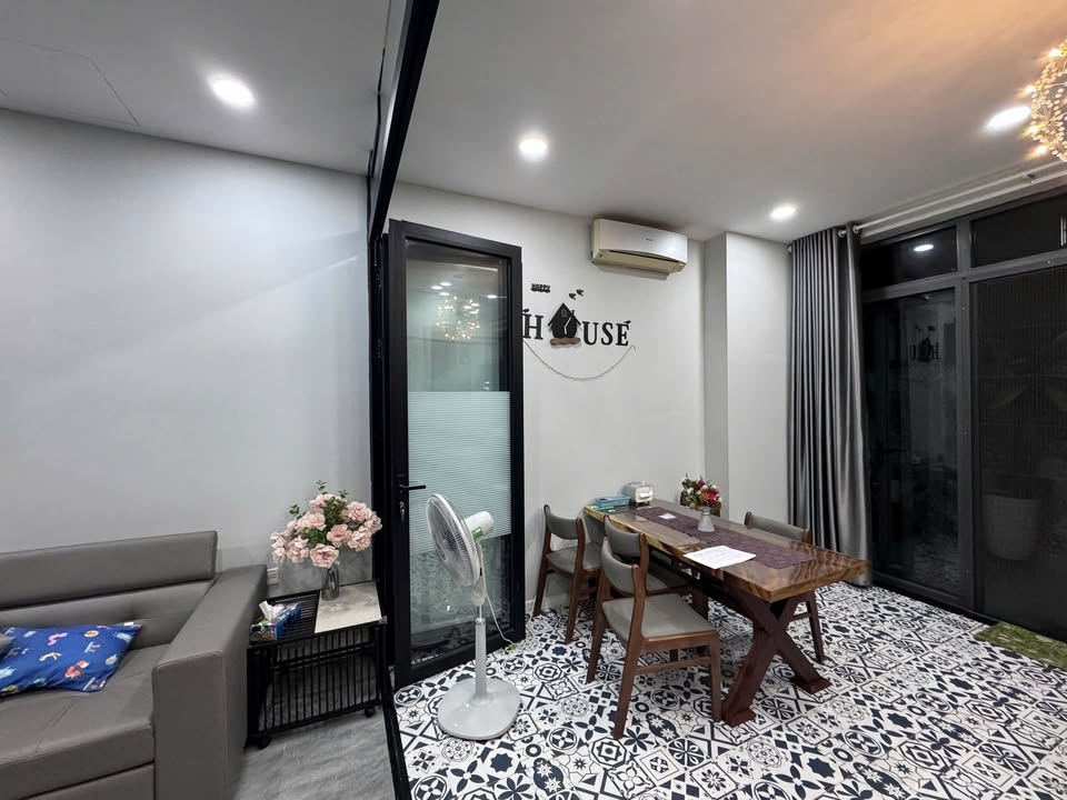 Biệt thự Lavila Kiến Á Nhà Bè 96m² giá 13.5 tỷ - Thiết kế sang trọng, cho thuê 25 triệu/tháng!