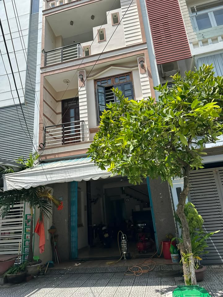 Nhà 3 tầng đường 5m5 sát Lê Thanh Nghị 125m² giá 9.625 tỷ - Định cư lý tưởng!