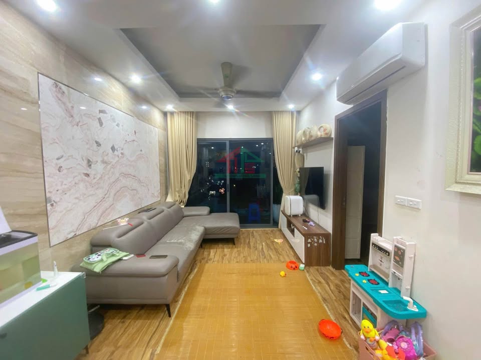 Căn hộ 2PN C1 Xuân Đỉnh 74m² giá 6 tỷ - Sổ đỏ chính chủ sẵn giao dịch!