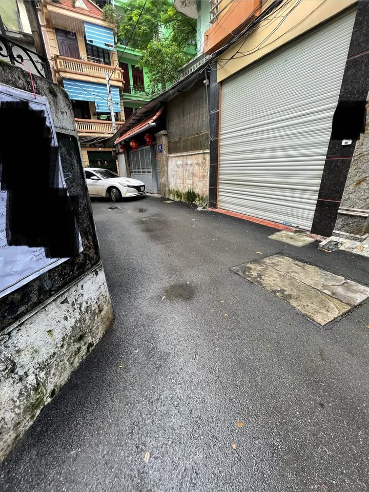 Nhà đẹp Lạc Long Quân Tây Hồ 51m² giá thỏa thuận - Ô tô vào tận nhà!