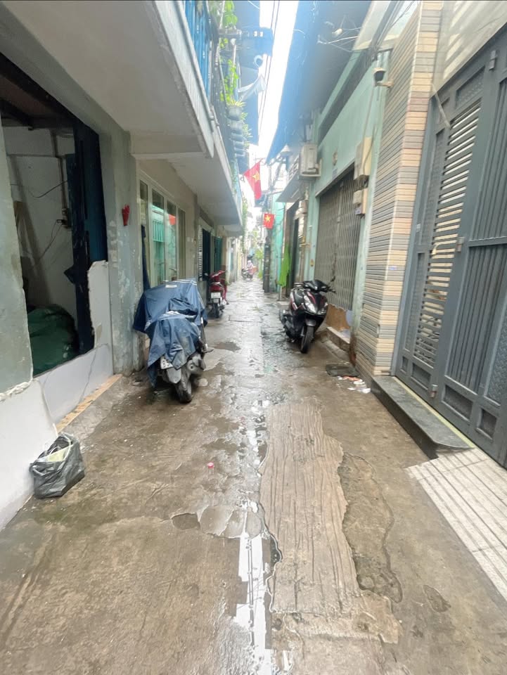 Nhà 3 tầng Tân Bình 101m² giá 6 tỷ - Gần Bàu Cát, hẻm xe hơi rộng!