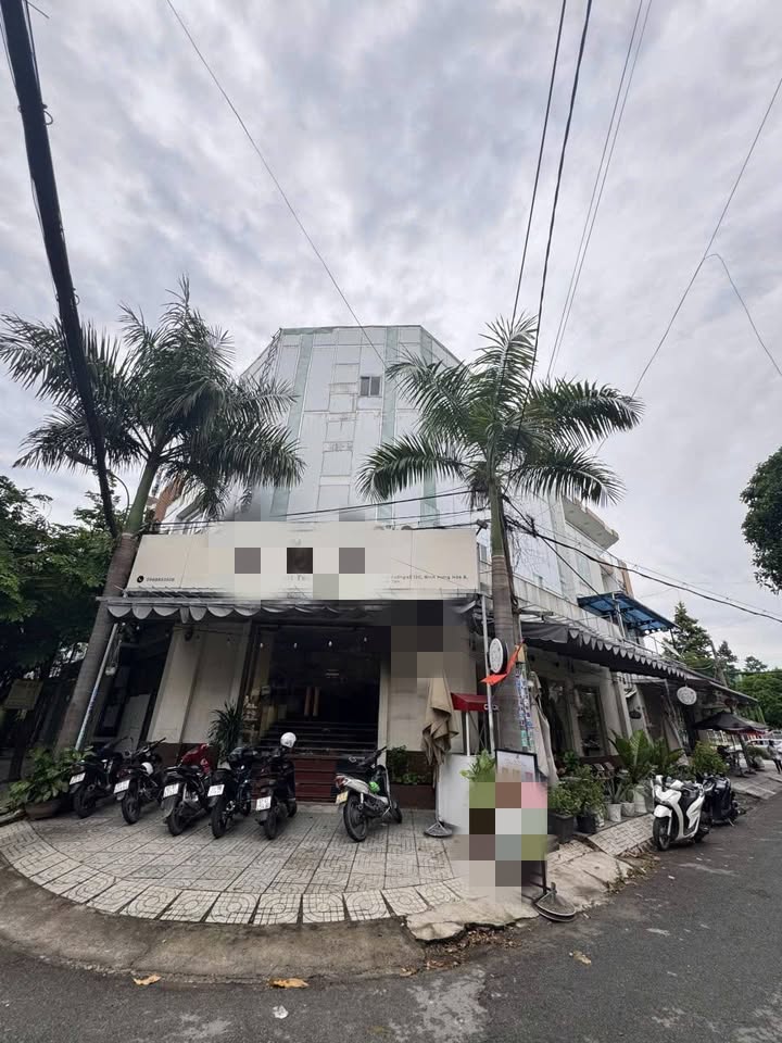 Mặt bằng cho thuê góc 2 mặt tiền đường Bình Hưng Hòa B, quận Bình Tân, 144m² - View công viên tuyệt đẹp!