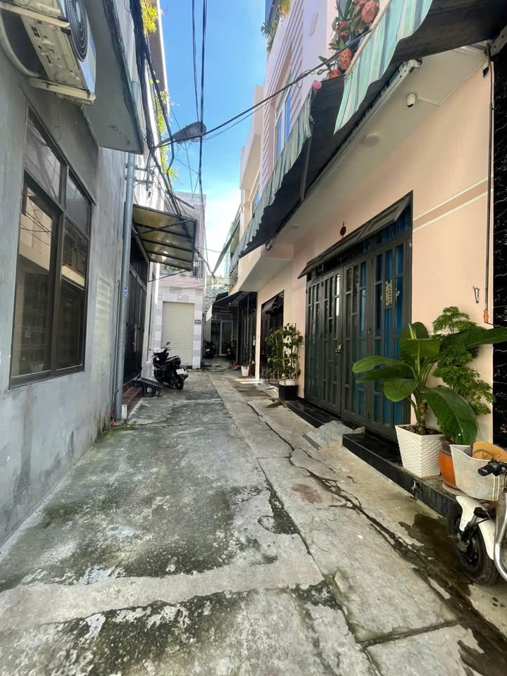 Nhà phố 814 Trần Cao Vân 36m² giá 2.65 tỷ - Gần biển và trung tâm!