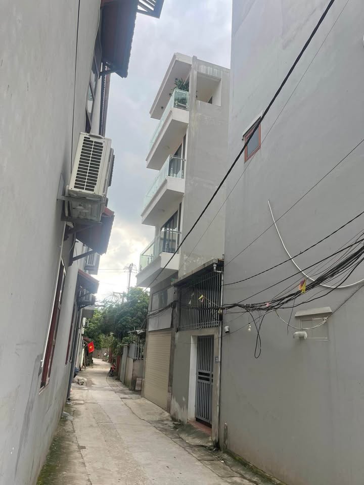 Nhà mặt đường Đông Mỹ, Thanh Trì 41m² giá 6.4 tỷ - Kinh doanh sầm uất!