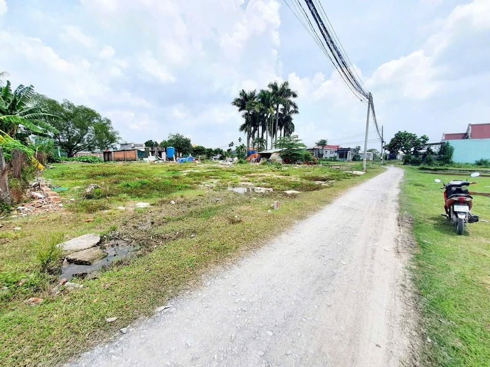 Đất thổ cư 137m² tại ấp 1, xã Đức Hòa Đông, giá chỉ 1.15 tỷ - Đầu tư sinh lời ngay!