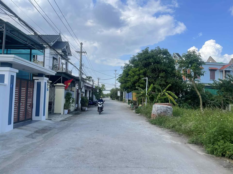 Đất thổ cư xã Liên Lộc 190m² giá chỉ 1.52 tỷ - Cách cụm CN Liên Hoa 500m!