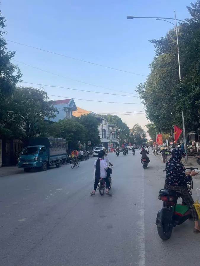 Bán nhà mặt đường Trần Hưng Đạo, Sầm Sơn 105m² giá 5 tỷ - Đầu tư sinh lời!