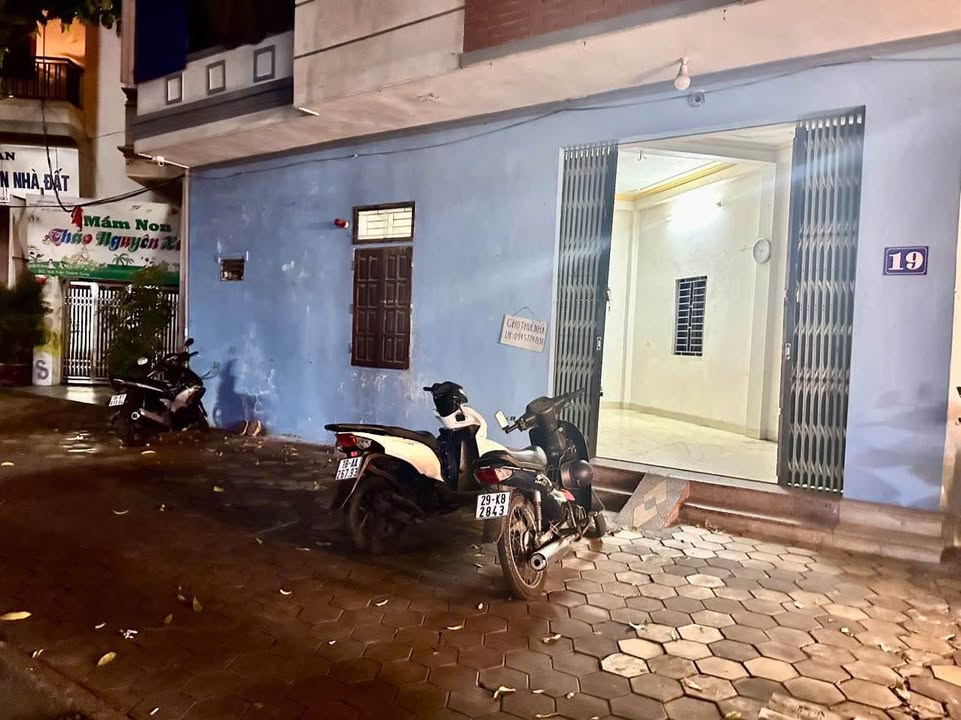 Cho thuê mặt bằng kinh doanh đường Trần Thánh Tông 32m² - Vị trí sầm uất, thuận tiện!