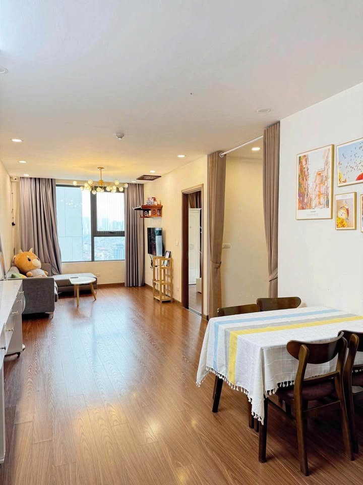 Căn hộ Eco Green Nguyễn Xiển 2PN giá 12 triệu - Nội thất đầy đủ, vào ở ngay!