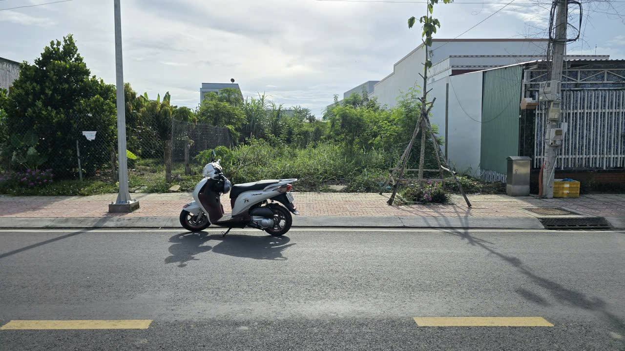 Đất mặt tiền Võ Văn Kiệt, Gò Công 84m² giá 1.68 tỷ - Khu vực buôn bán sầm uất!