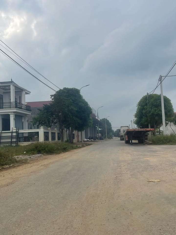 Bán FrontHouse mặt tiền Hoa Mai 99m² giá 1.2 tỷ - Vị trí đắc địa giao thông thuận lợi!