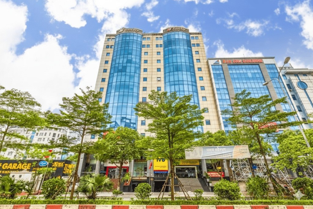 Văn phòng cho thuê tại Lucky Building Cầu Giấy 100-330m² - Thiết kế hiện đại, vị trí đắc địa!