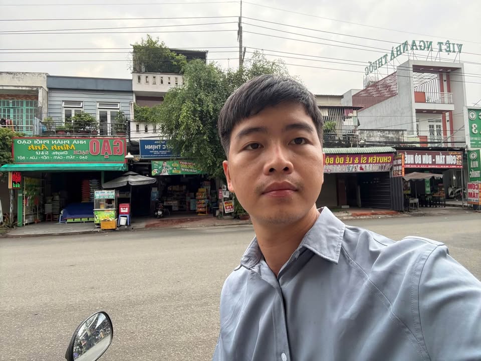 Bán gấp townhouse 2 dãy trọ đường Kính Nổi, Dĩ An 300m² giá chỉ 12 tỷ - Đầu tư sinh lời cao!