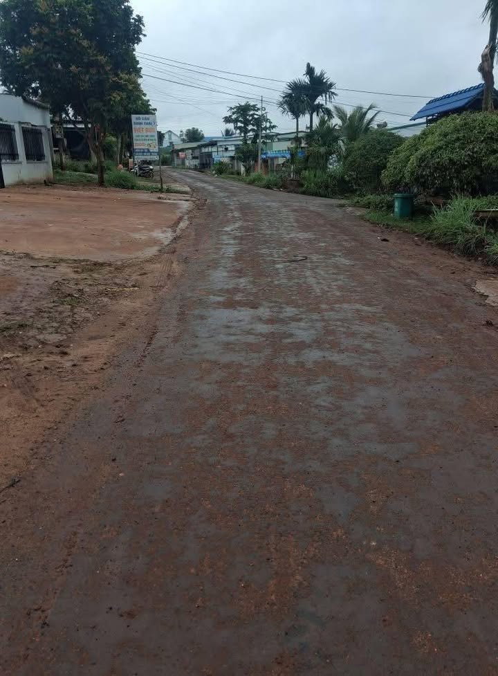 Đất mặt tiền Âu Cơ, phường Buôn Hồ, 80m², giá 350 triệu - Tiềm năng đầu tư cao!