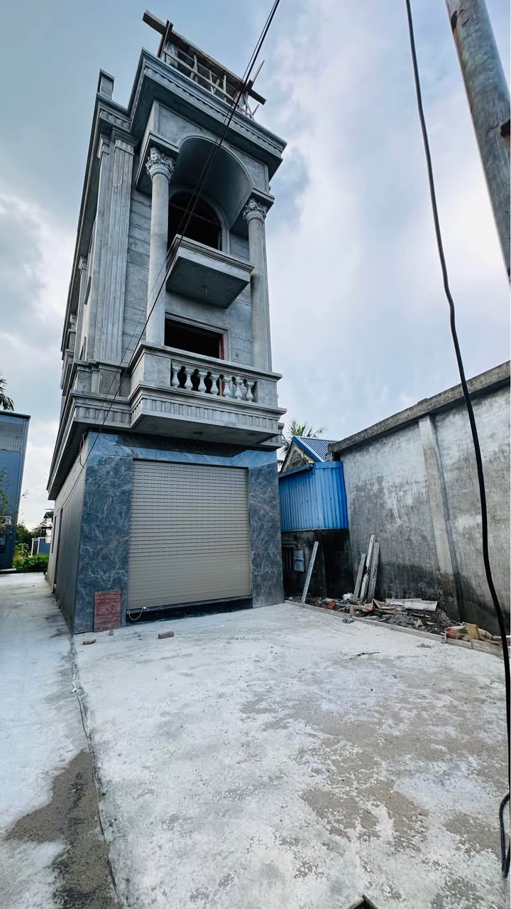 Nhà 3 tầng độc lập tại An Dương 80m² giá 2.98 tỷ - Ô tô vào tận nhà!