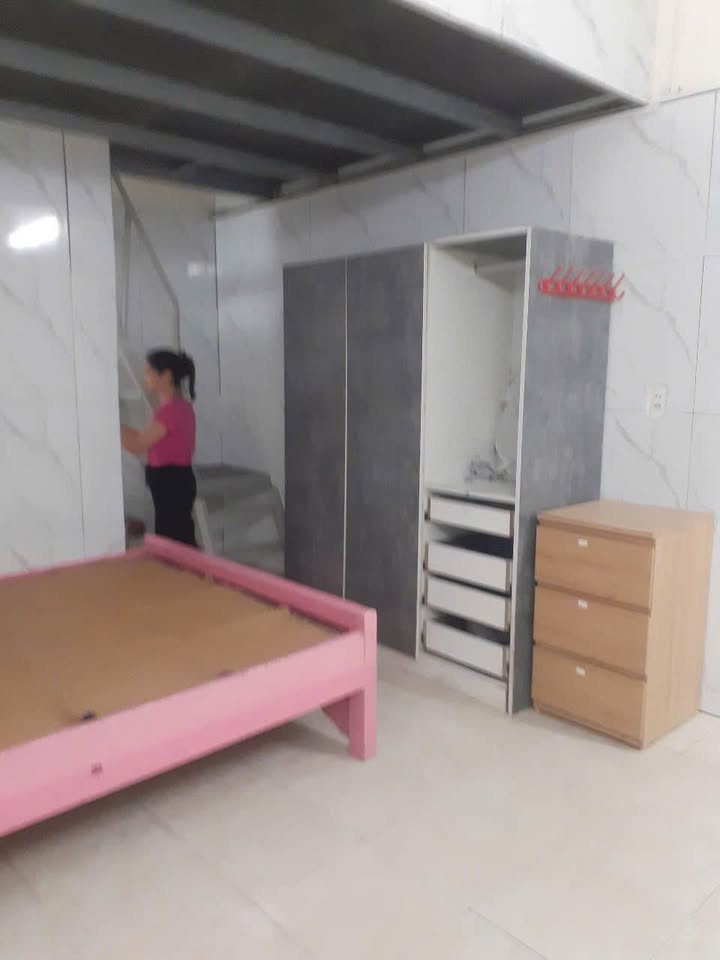 Nhà cho thuê Ngõ 180, phố Nam Dư 40m² giá 5 triệu - Thoáng mát, sạch sẽ!