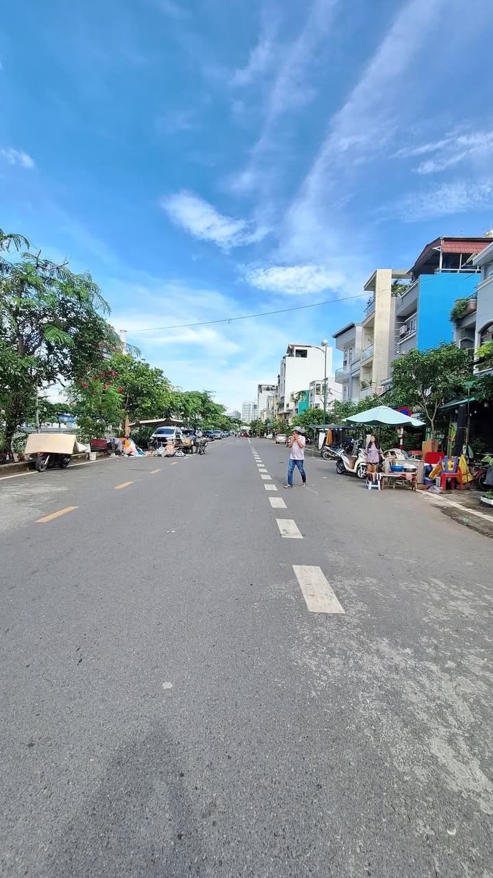 Nhà đẹp 4 tầng Hưng Phú Quận 8 54m² giá 8 tỷ - Sẵn sàng vào ở ngay!