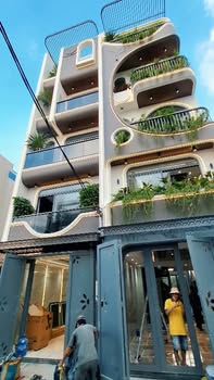 Nhà phố 96m² tại Thới An, TP Hồ Chí Minh - Sân vườn rộng, thang máy hiện đại!