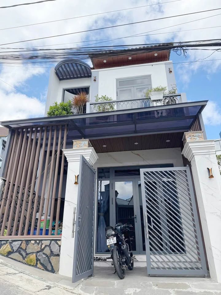 Nhà đẹp Đà Lạt 64m² giá 7.3 tỷ - Full nội thất dọn vào ở ngay!