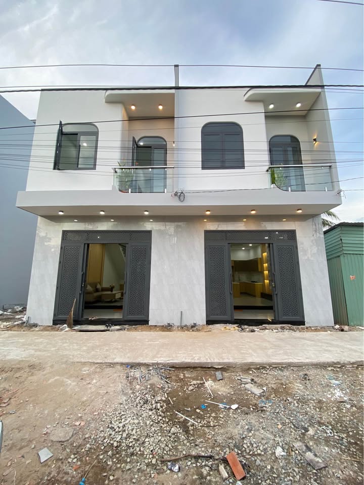 Nhà 1 Trệt 1 Lầu Phường Trung An, Mỹ Tho 56.2m² giá 2.35 tỷ - Thiết kế hiện đại, tiện lợi!