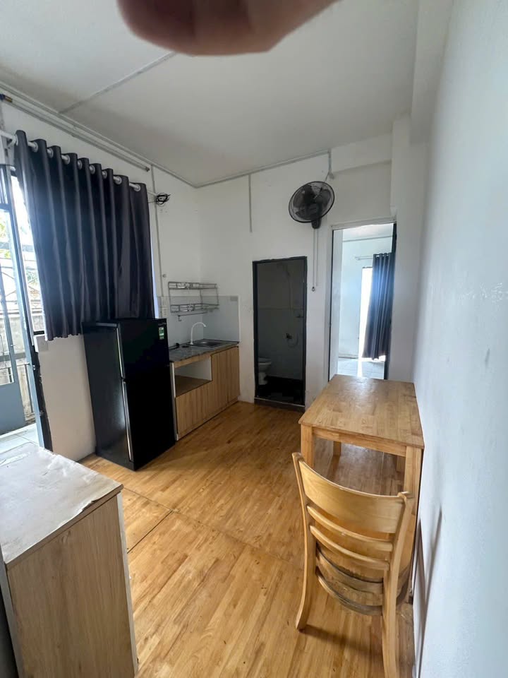 Nhà CHDV Nguyễn Xí, Bình Thạnh 7 Phòng giá 19.5 triệu - Kinh doanh thuận lợi!