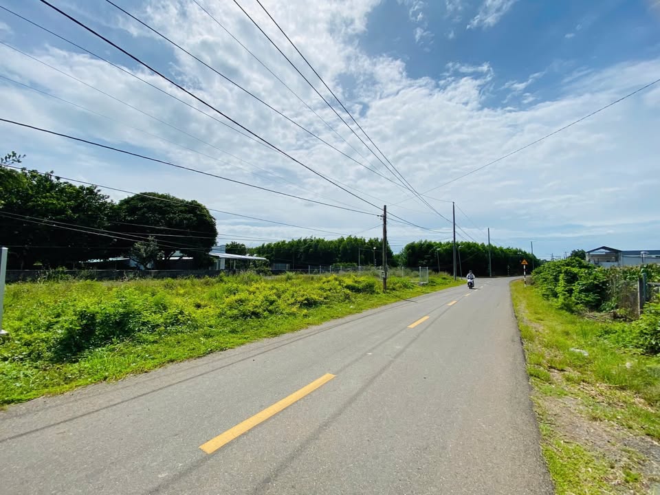 Đất nền Long Đất 136m² giá 1.08 tỷ - Mặt tiền đường Nguyễn Huệ, tiện ích hoàn hảo!