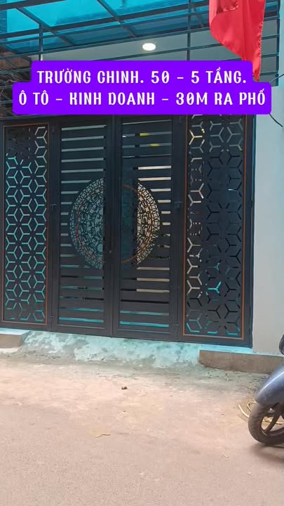 Nhà mặt phố Trường Chinh, Đống Đa 50m² giá 15 tỷ - Kinh doanh sầm uất ngay trung tâm!