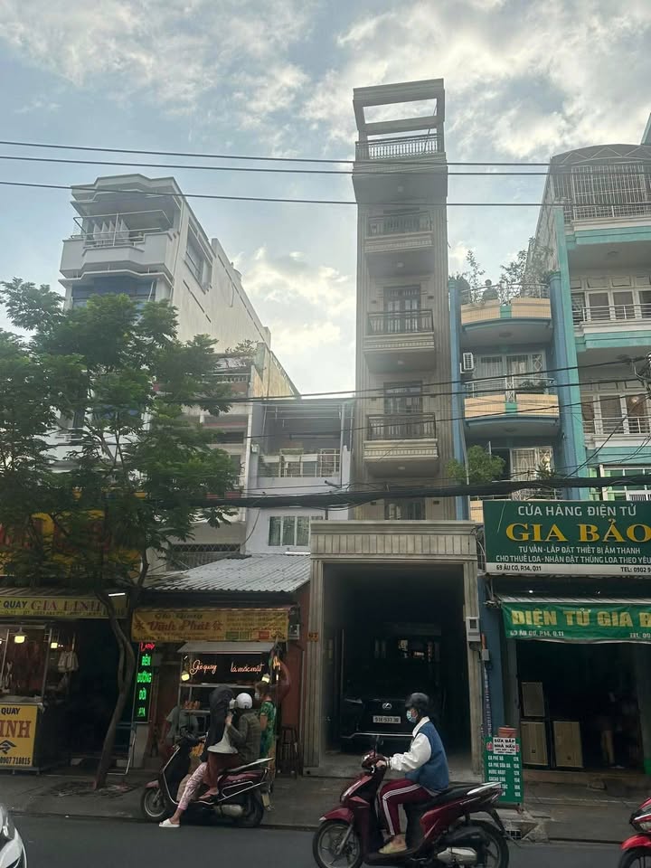 Nhà mặt tiền Âu Cơ, Q11, 36m², Giá thỏa thuận - Kinh doanh chiến lược!